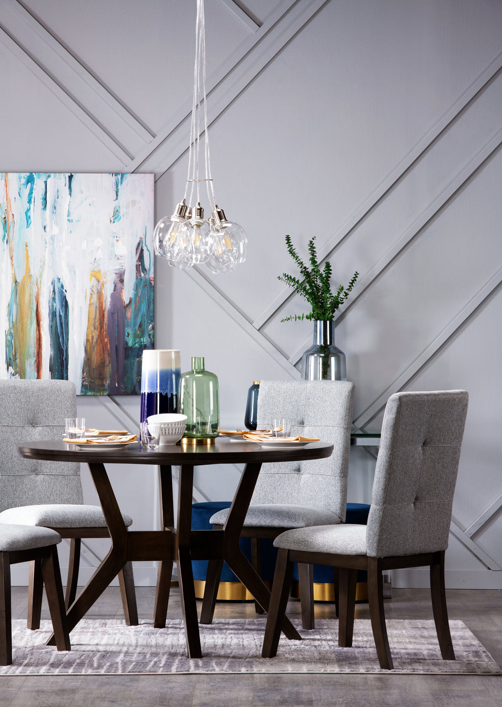 Chelsea Dining Table, 48"W Round - Grey/Brown | Table de salle à manger ronde Chelsea de 48 po (L) - gris-brun