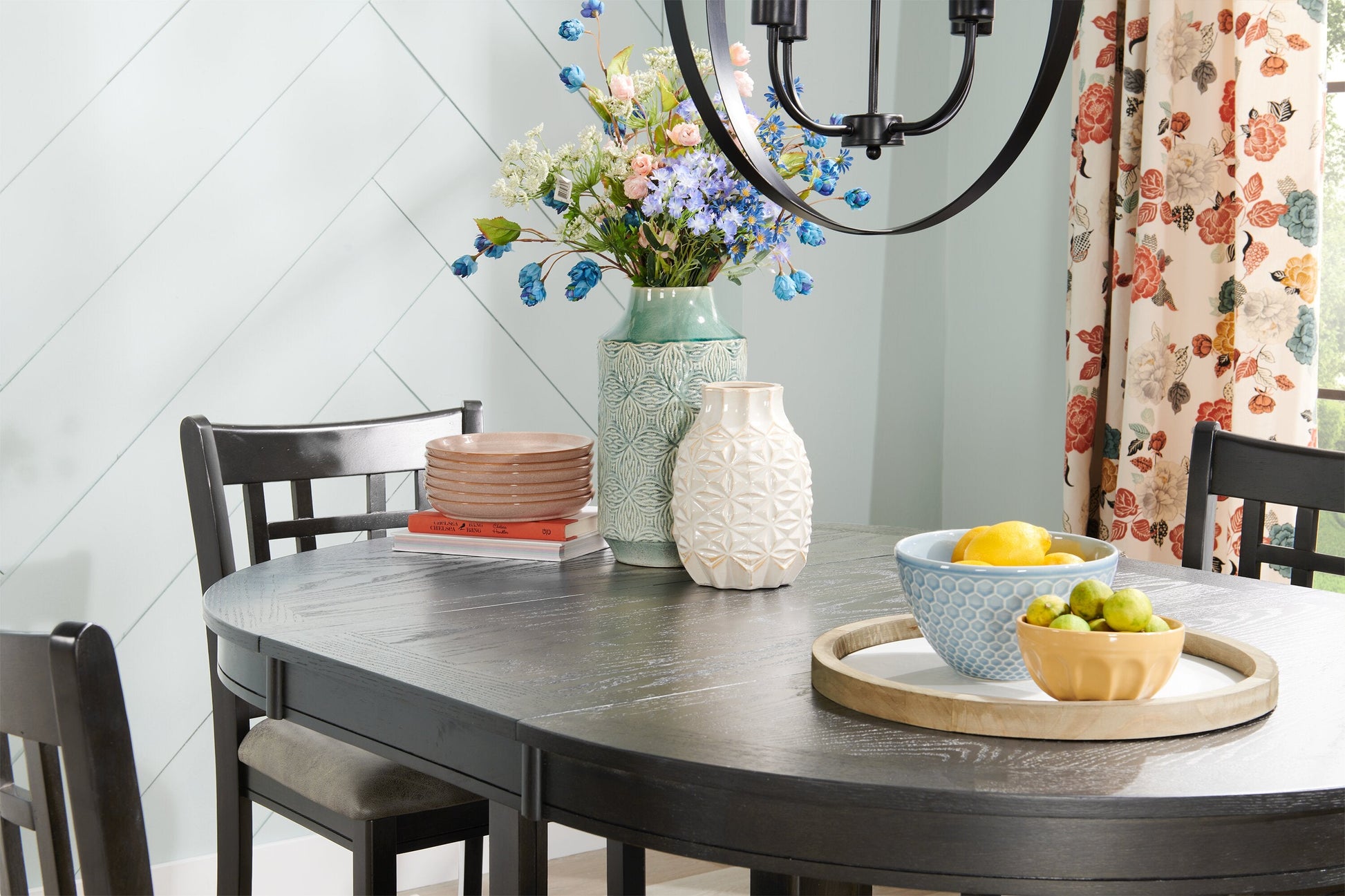 Dena Counter-Height Dining Chair with Vegan-Leather Fabric - Grey | Chaise de salle à manger Dena de hauteur comptoir en tissu de cuir végétalien - grise