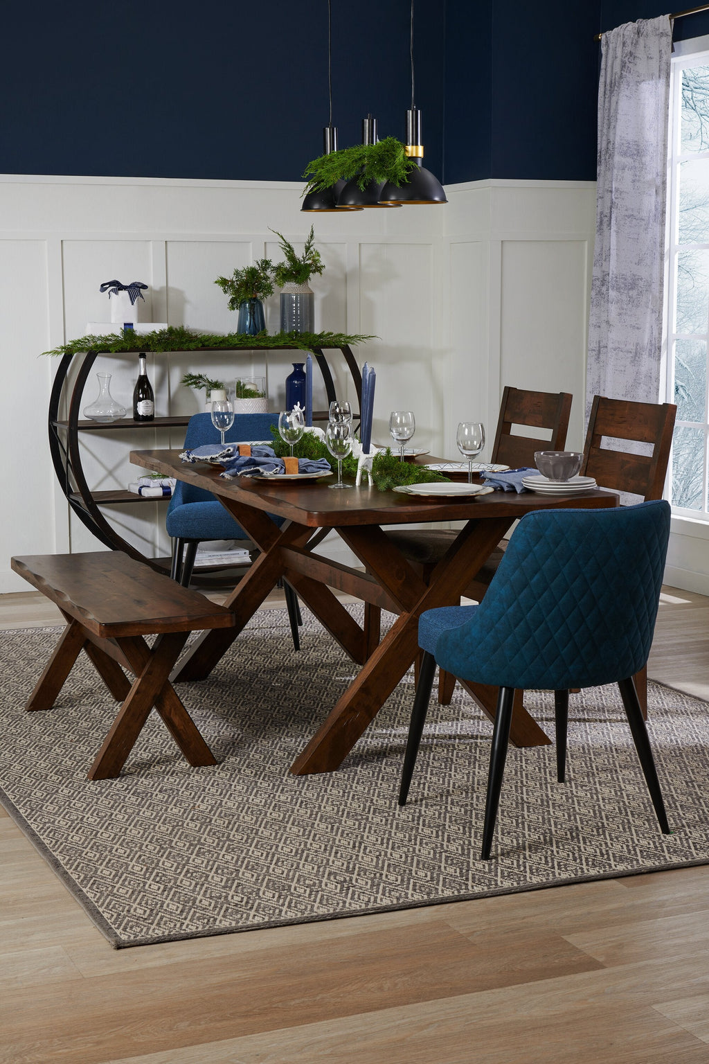 Plum Dining Chair with Polyester Fabric, Wood, Ladder-Back - Nutmeg Brown | Chaise de salle à manger Plum en tissu de polyester et en bois avec dossier en échelle - brun muscade