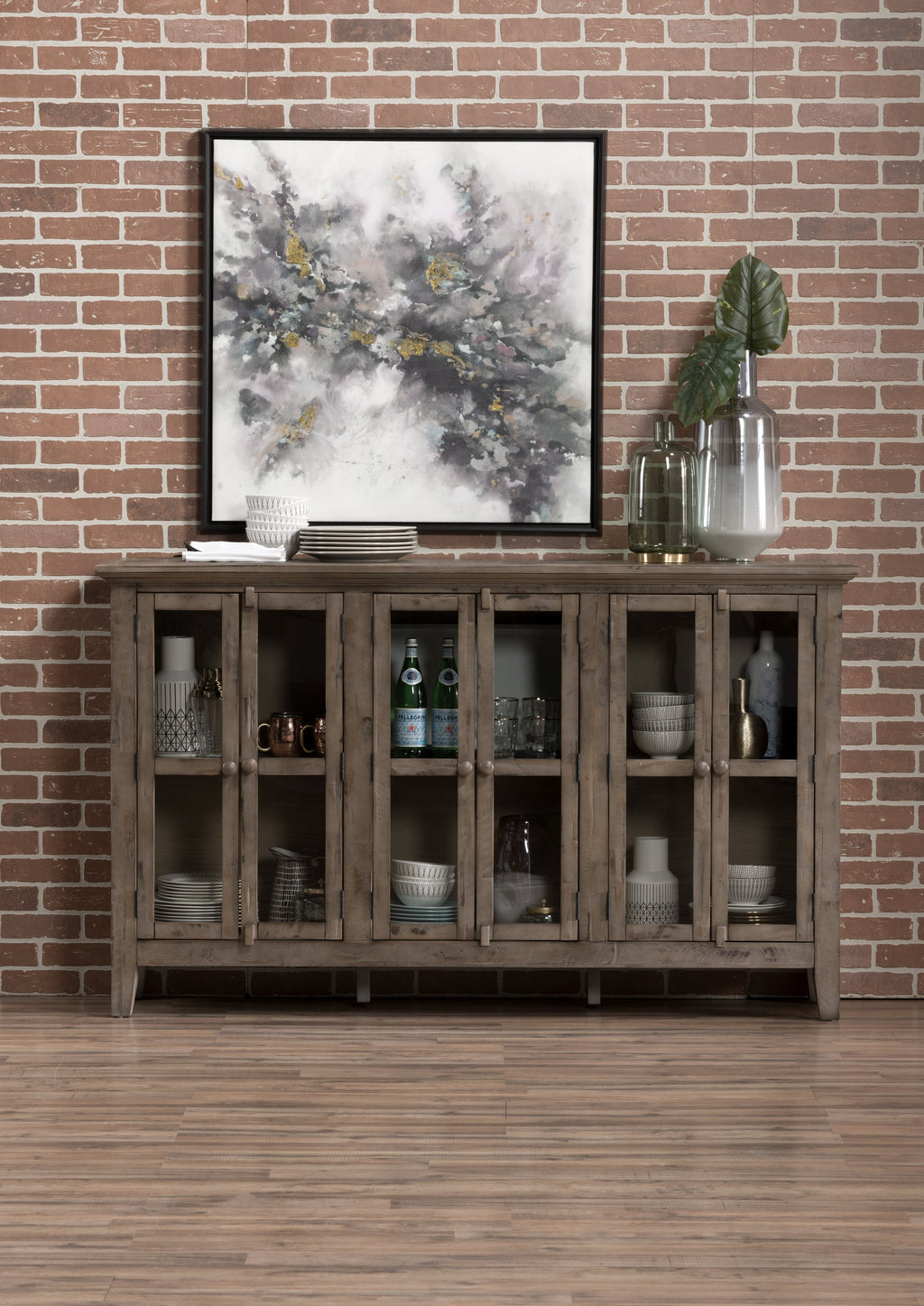 Rocco 70" 6-Door Large Accent Cabinet - Natural Wood|Grande armoire décorative Rocco de 70 po avec 6 portes - bois naturel