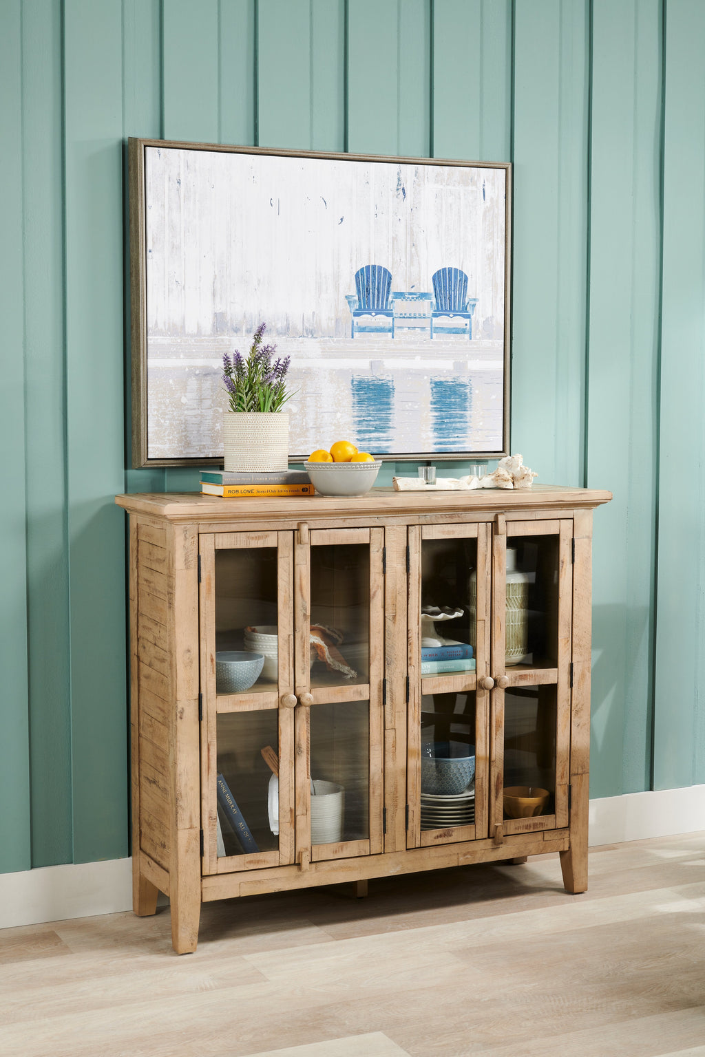 Rocco 48" 4-Door Accent Cabinet - Natural Wood|Armoire décorative Rocco de 48 po avec 4 portes - bois naturel