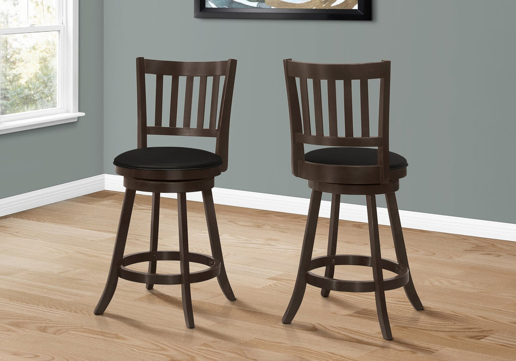Rory Counter-Height Stool with Swivel Seat, Vegan Leather Fabric - Brown | Tabouret Rory de hauteur comptoir en tissu de cuir végétalien avec siège pivotant - brun