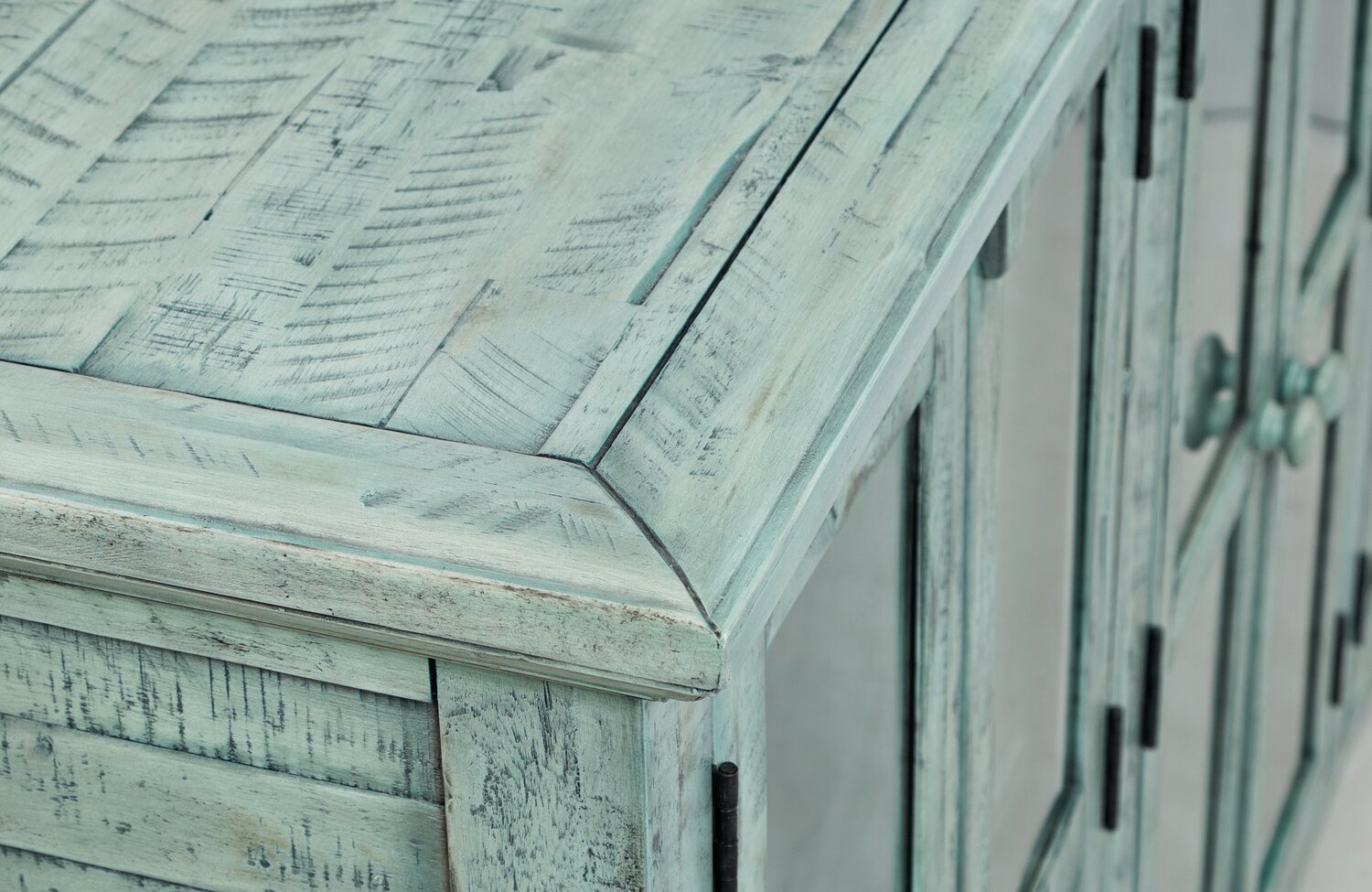 Rocco 70" 6-Door Large Accent Cabinet - Vintage Blue|Grande armoire décorative Rocco de 70 po avec 6 portes - bleu antique