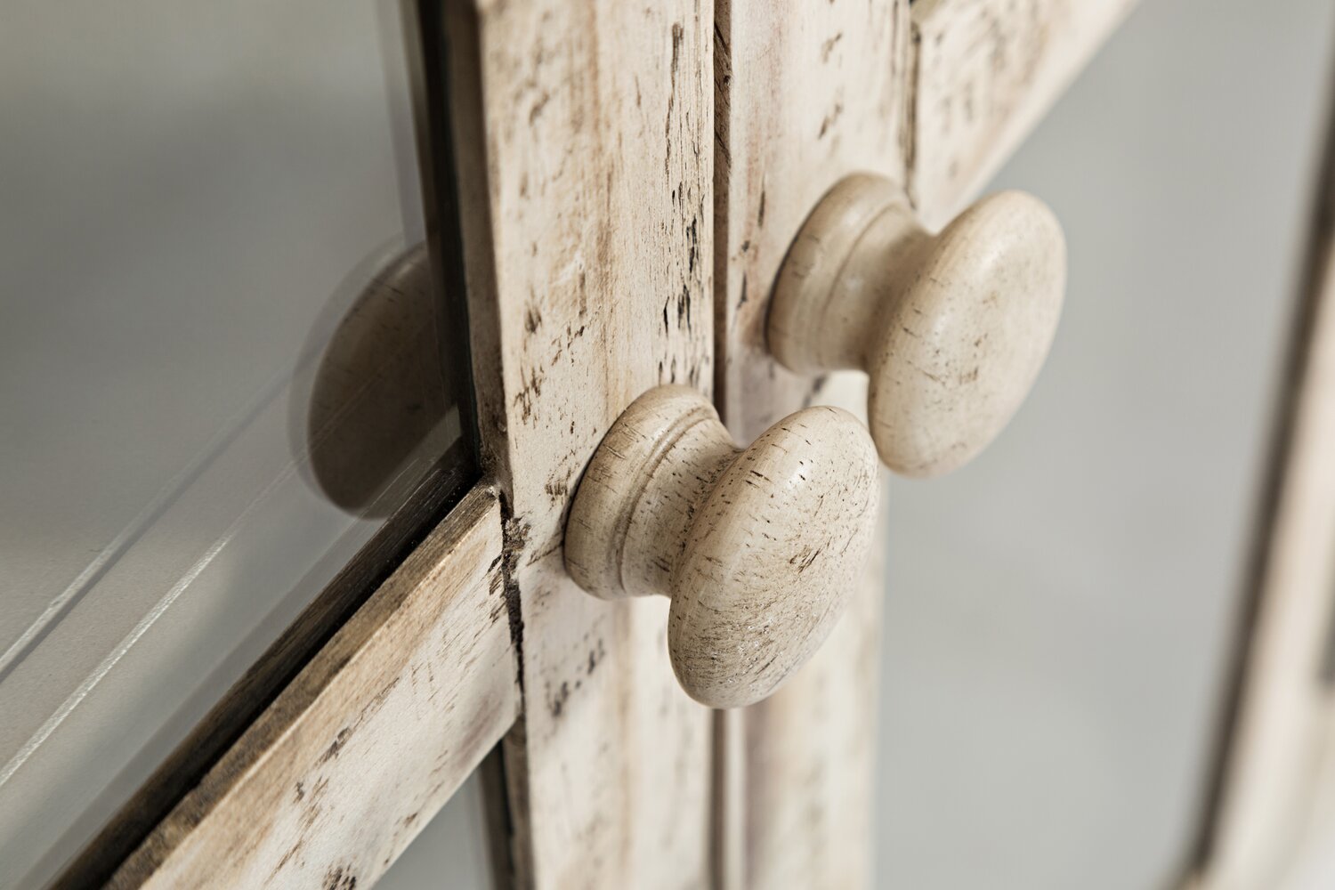 Rocco 70" 6-Door Large Accent Cabinet - Cream|Grande armoire décorative Rocco de 70 po avec 6 portes - crème